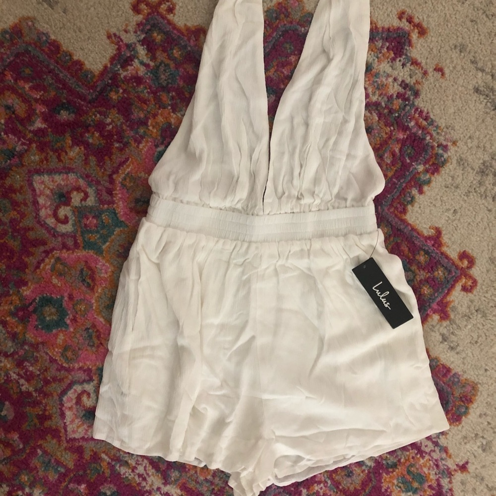 LULU (small) WHITE CONVERTABLE ROMPER — NWOT